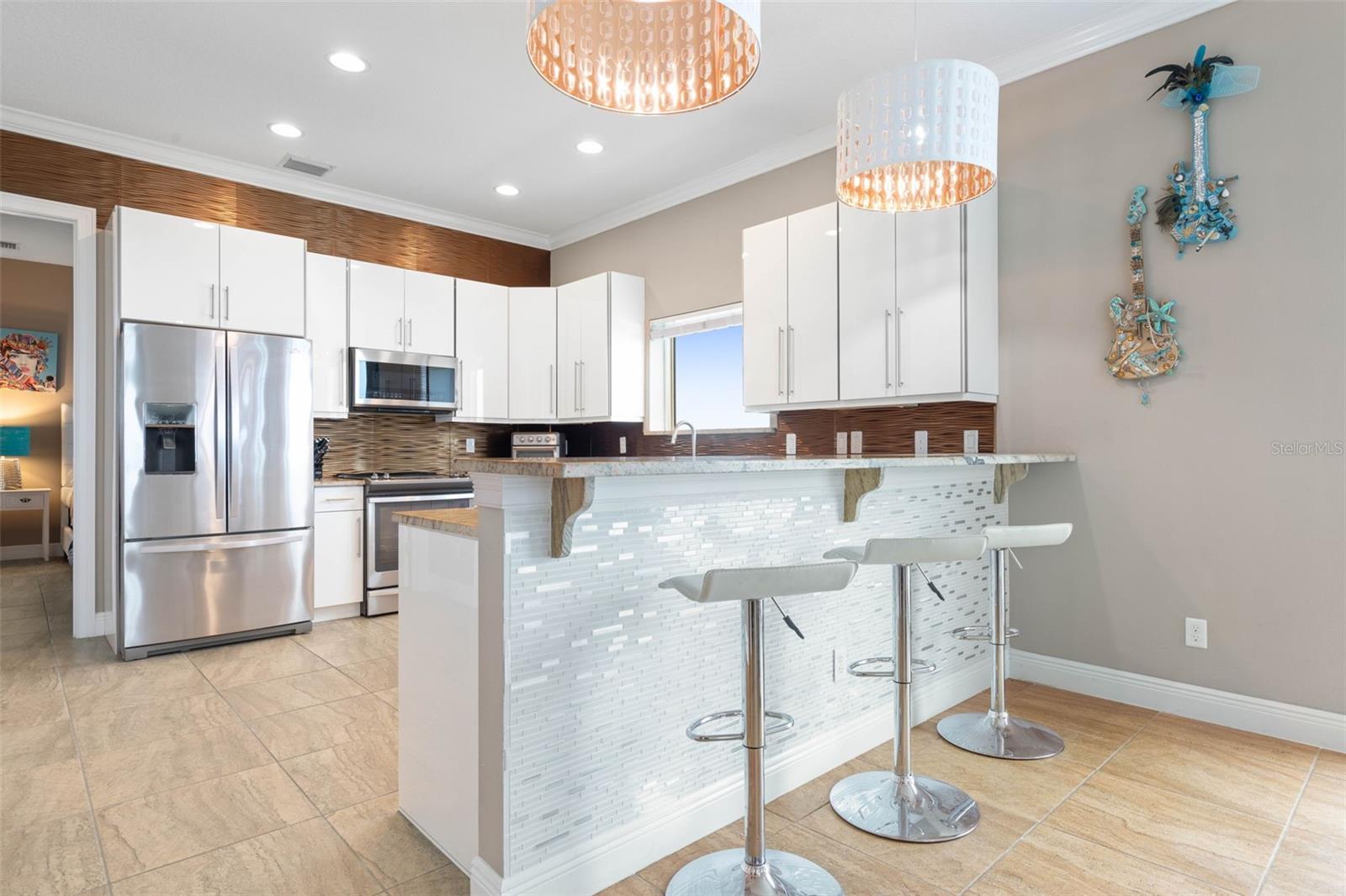 2711 N Ocean Shore Blvd