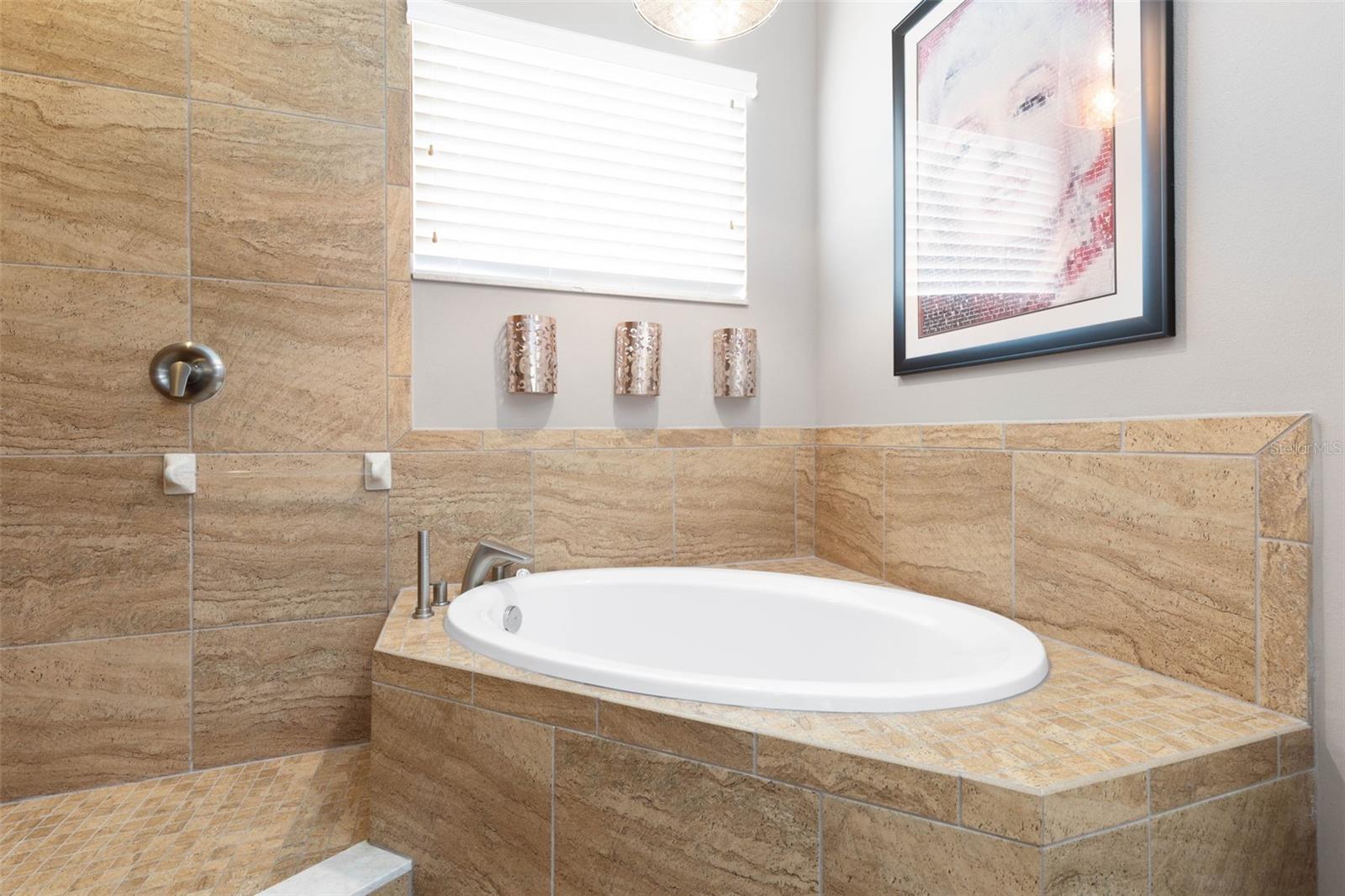 2711 N Ocean Shore Blvd