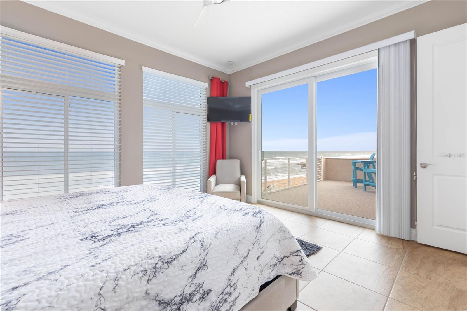 2711 N Ocean Shore Blvd