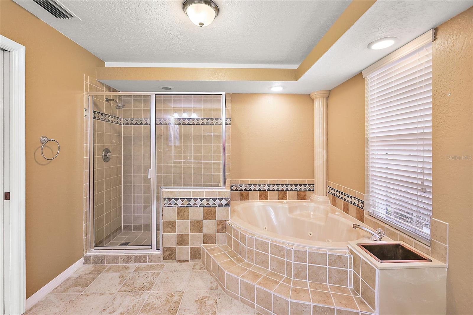 1780 Lake Terrace Dr