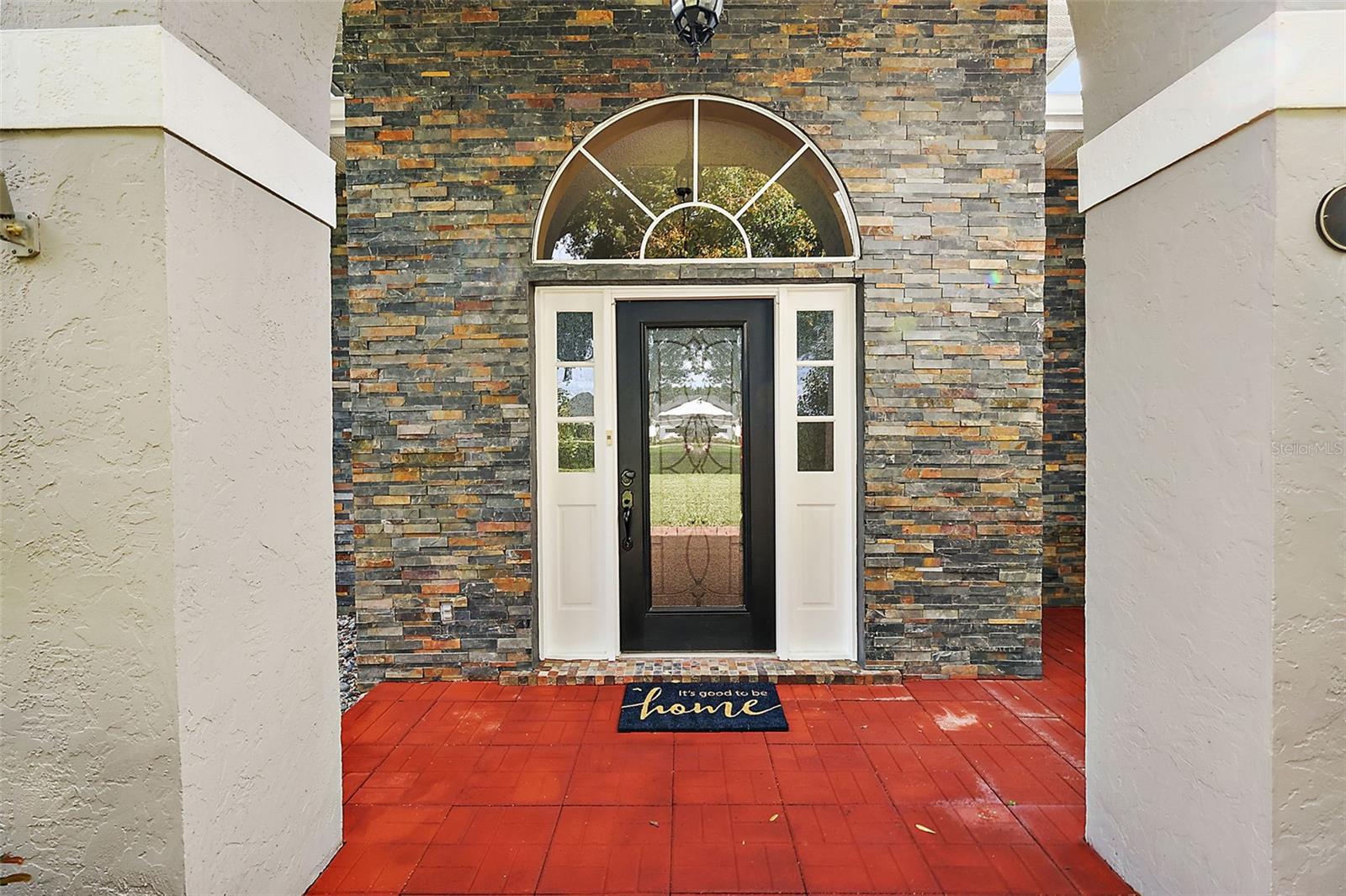 1780 Lake Terrace Dr