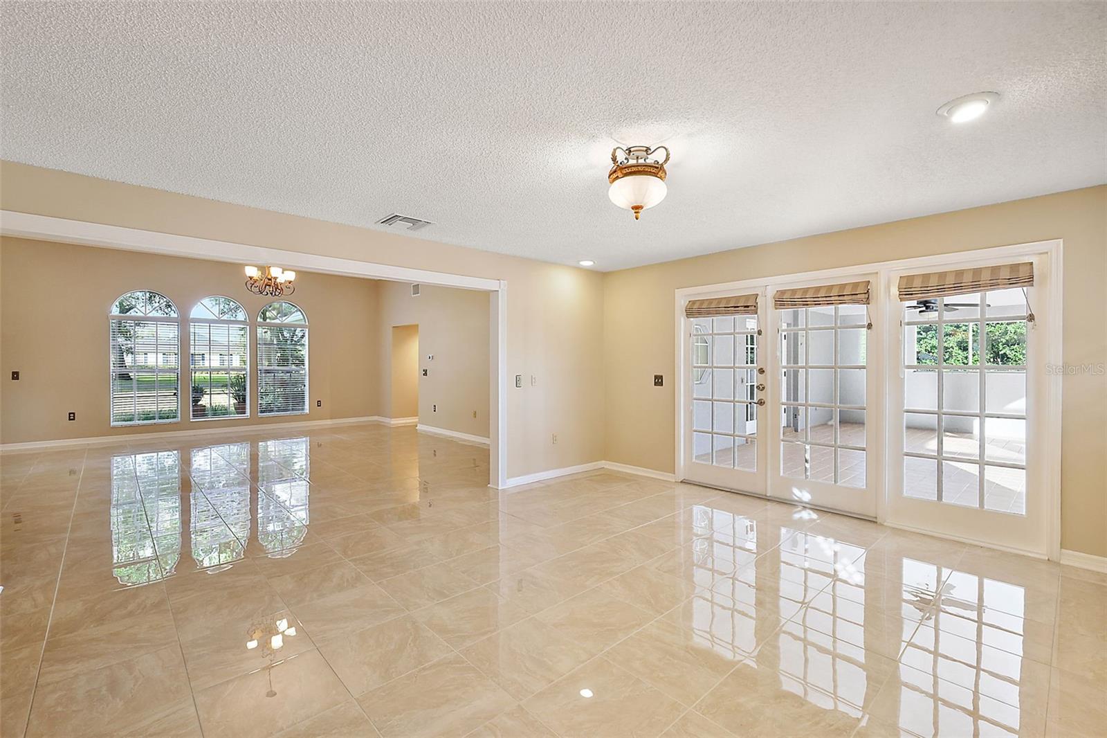 1780 Lake Terrace Dr