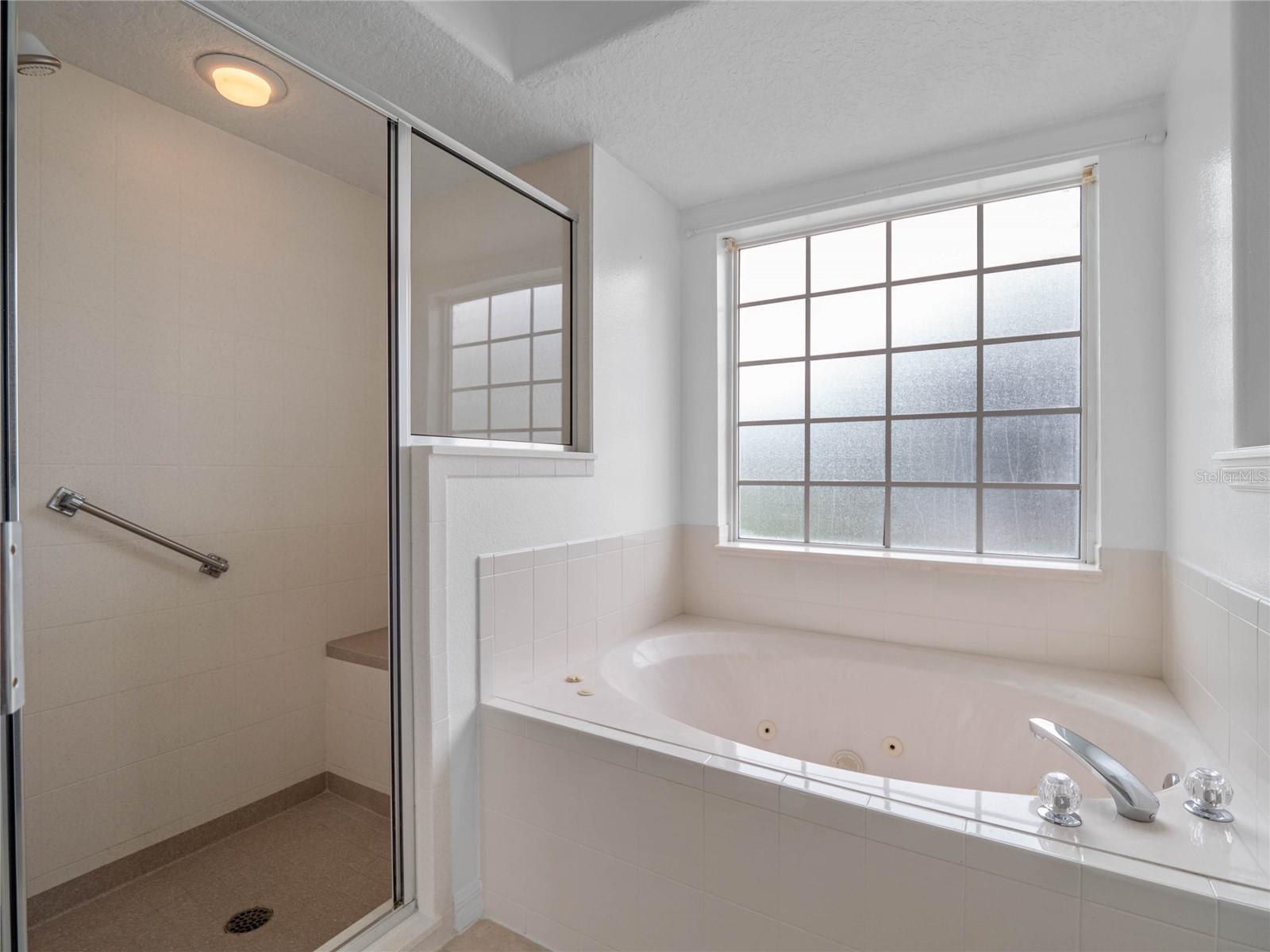 4738 Saint Andrews Arc