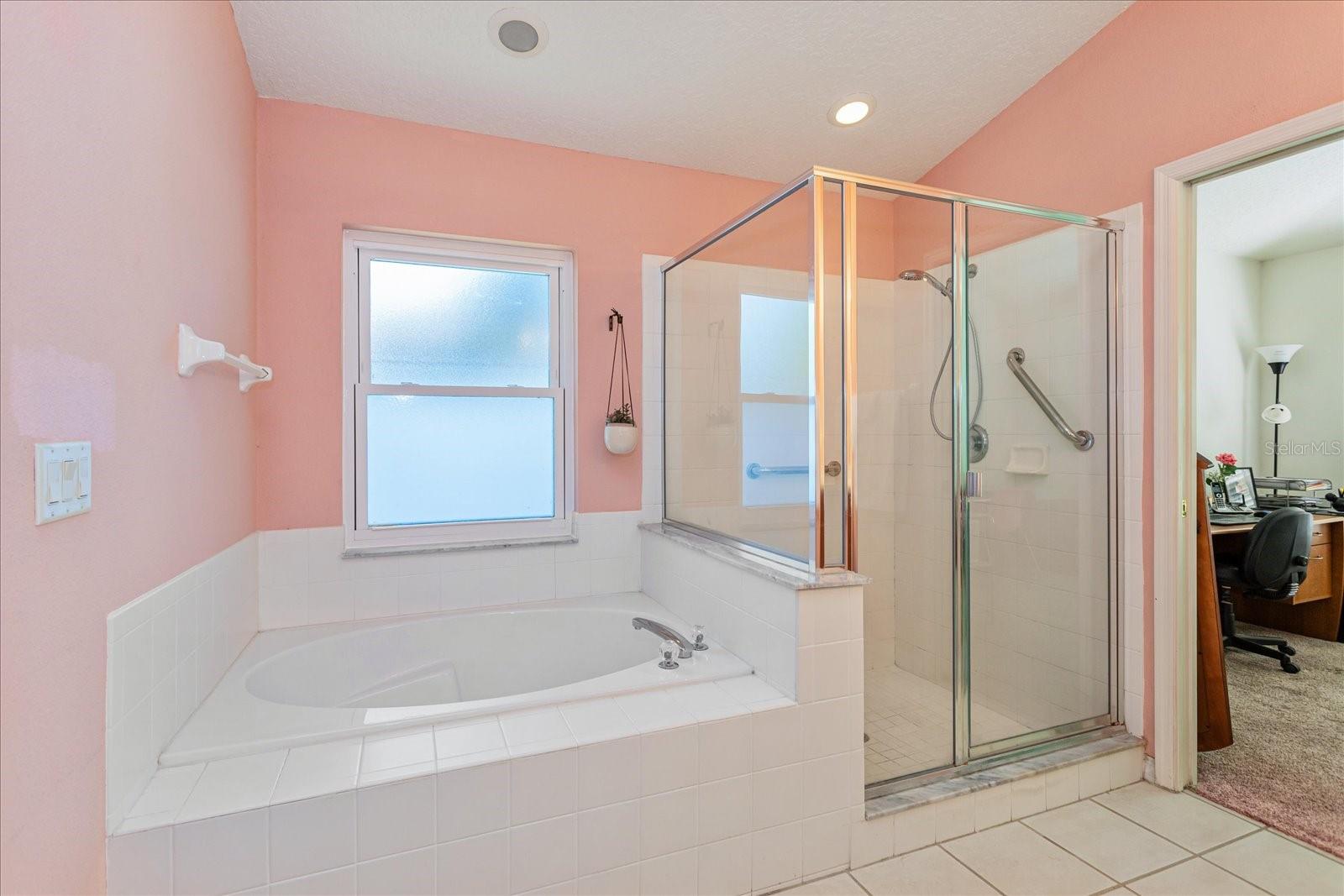 11225 Autumn Wind Loop