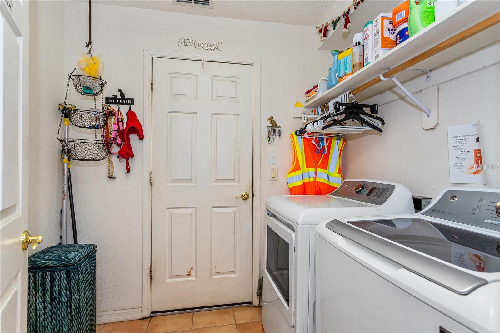 11225 Autumn Wind Loop