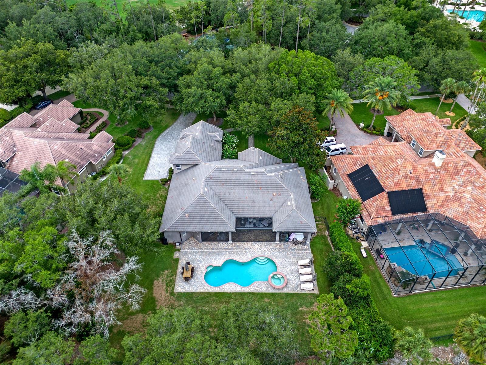 3373 Lakeview Oaks Dr