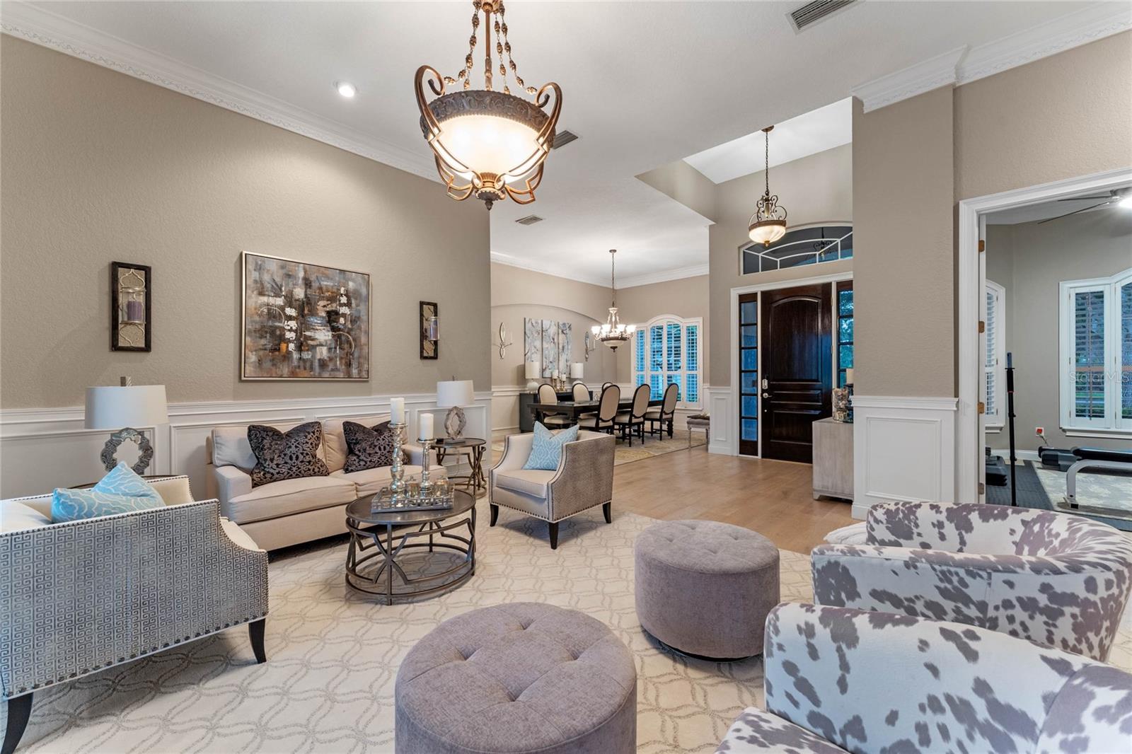 3373 Lakeview Oaks Dr