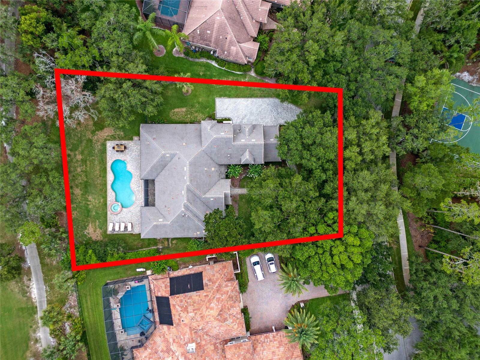 3373 Lakeview Oaks Dr