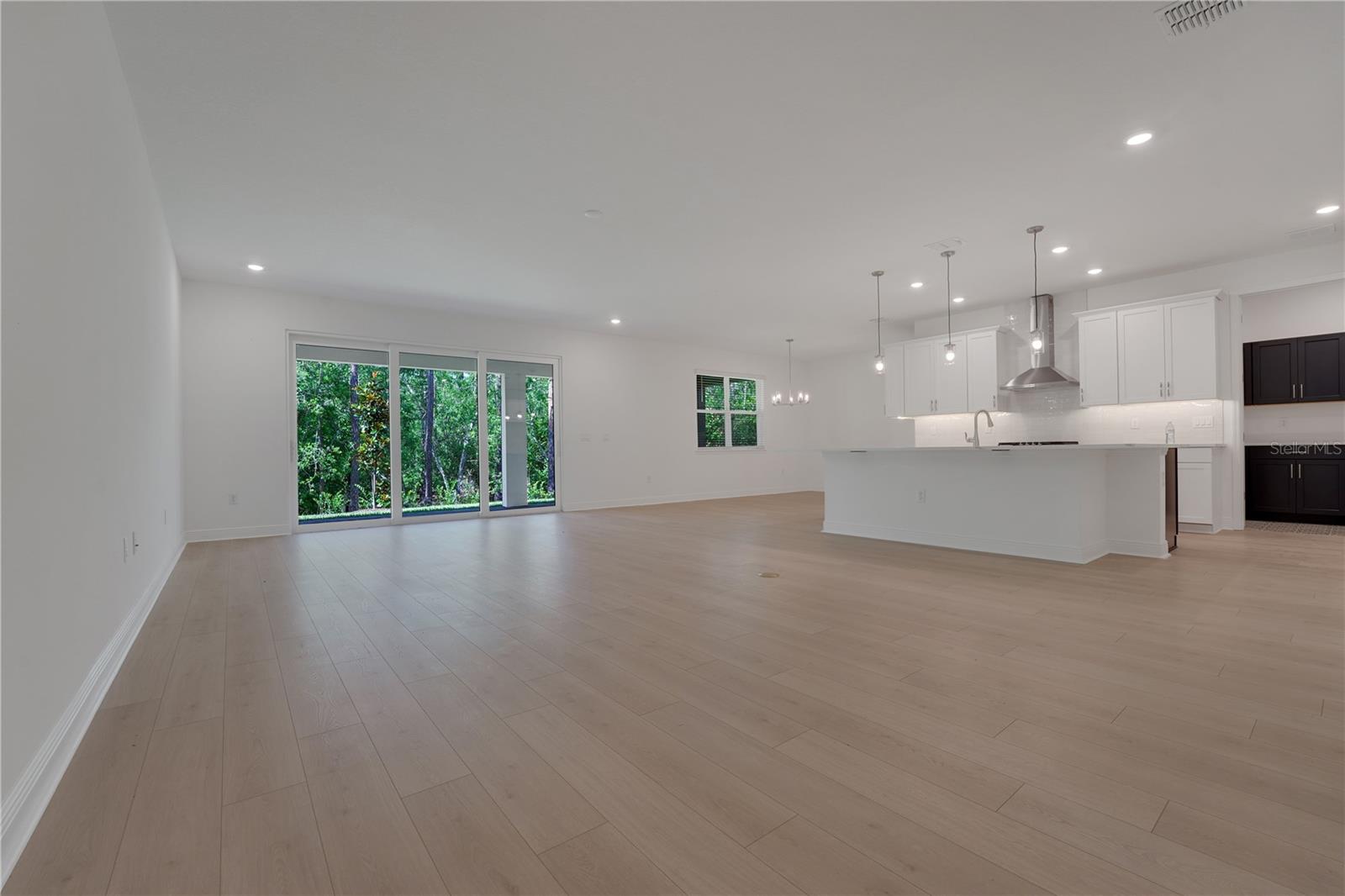 14249 Crest Palm Ave