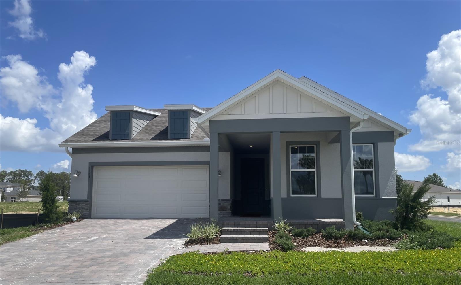 4564 SCENIC WOODS DR
