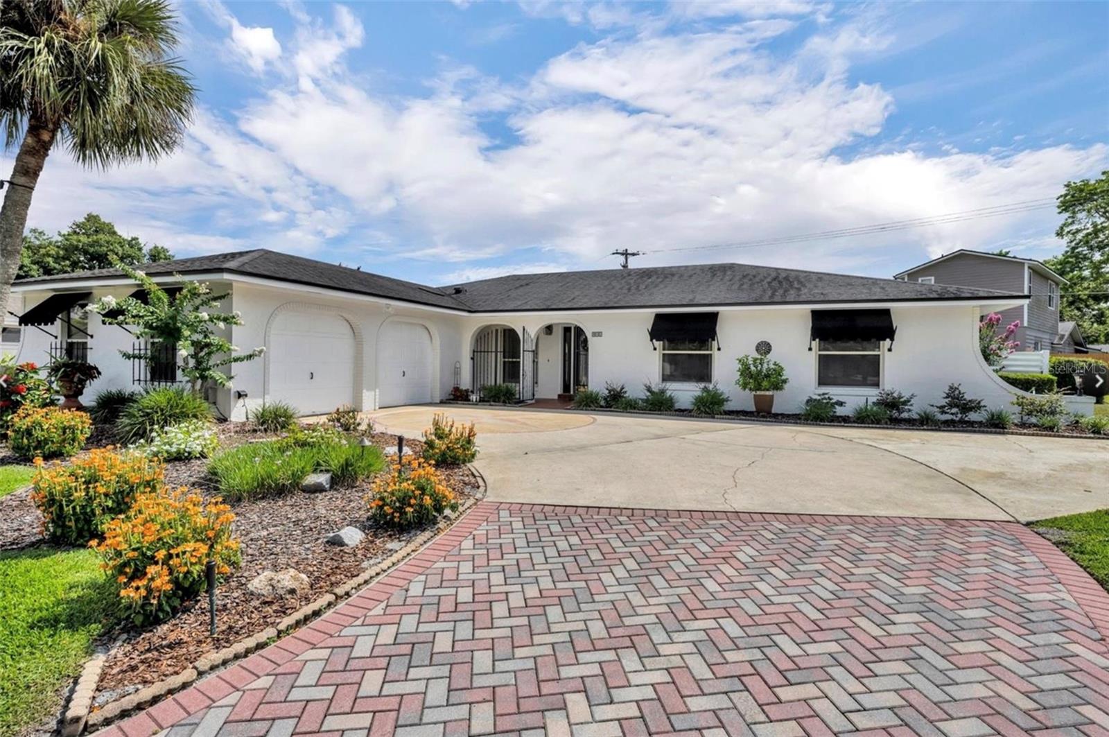 811 Collie Ln