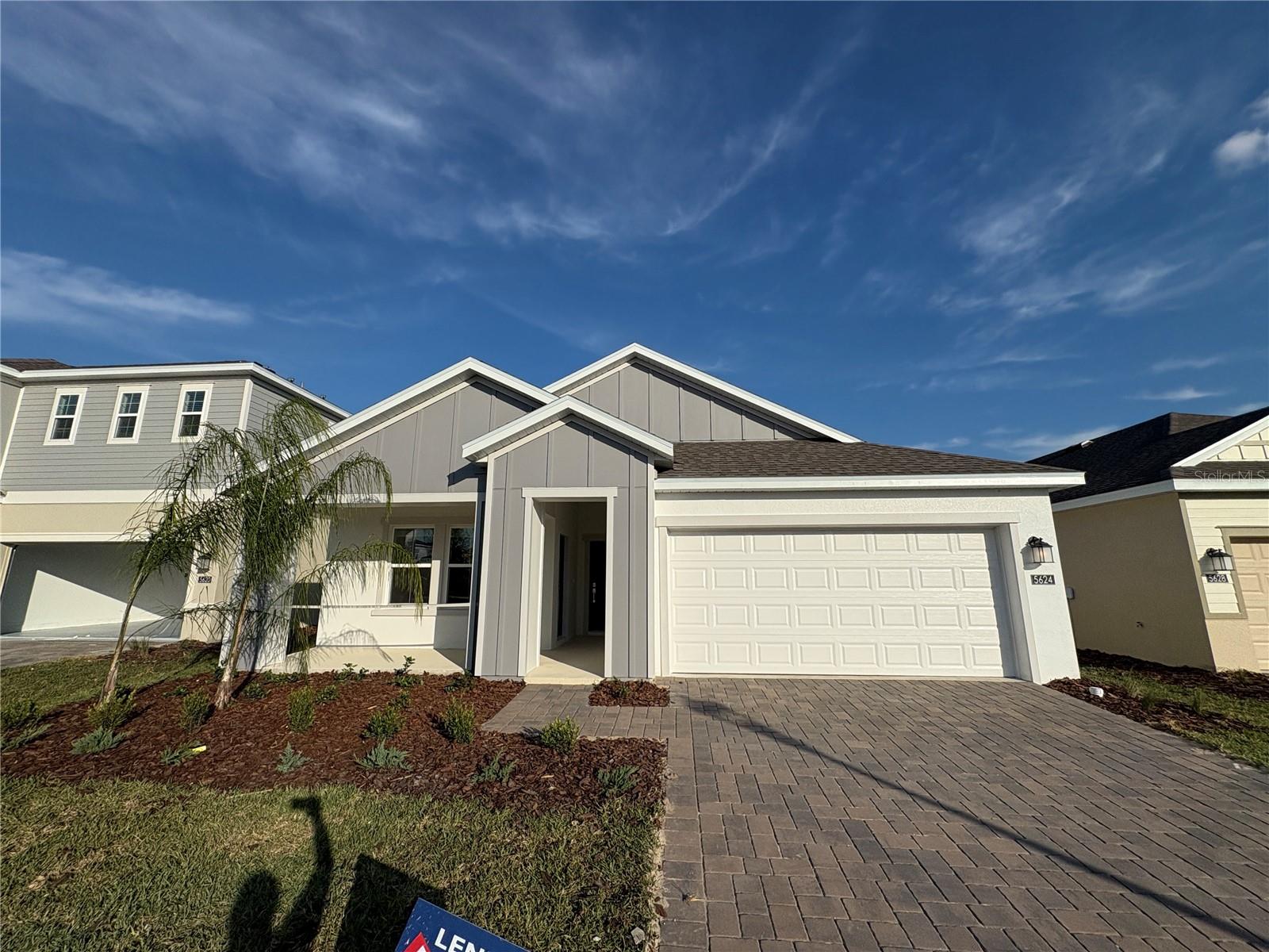 5624 LEMON GRASS ST