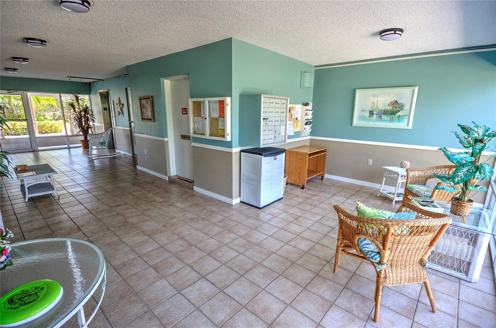 325 N Causeway #C-202