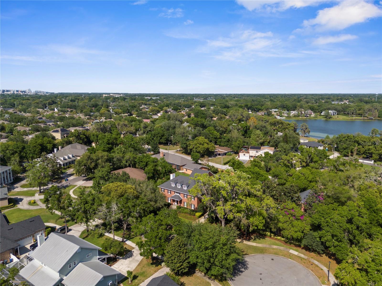 5411 Lazy Oaks Ln