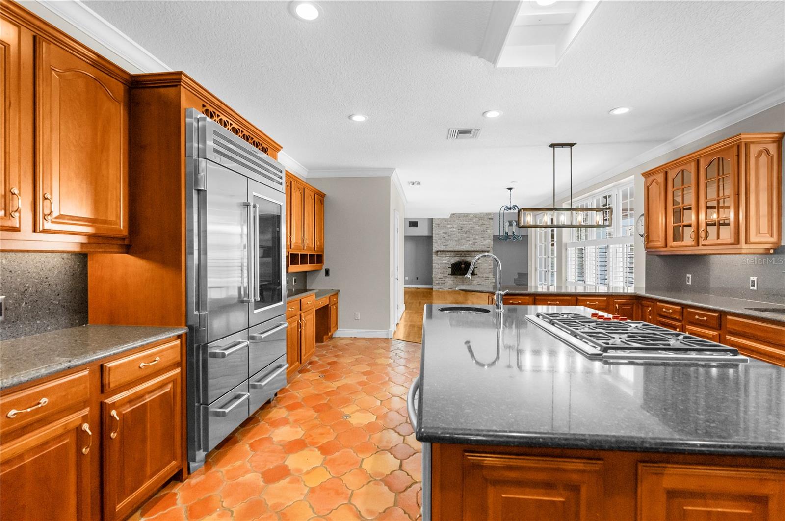 5411 Lazy Oaks Ln