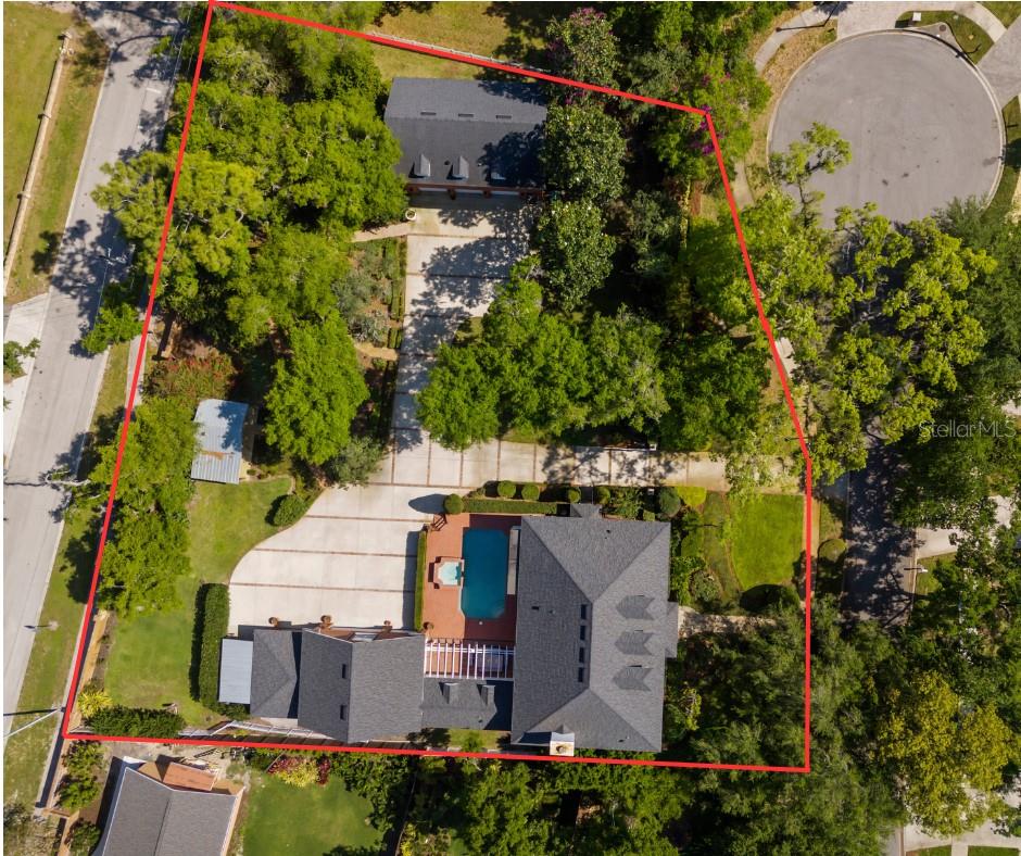 5411 Lazy Oaks Ln