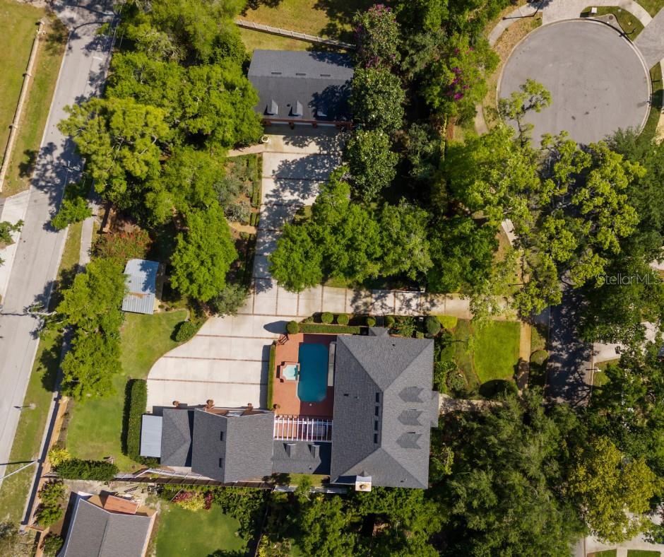 5411 Lazy Oaks Ln