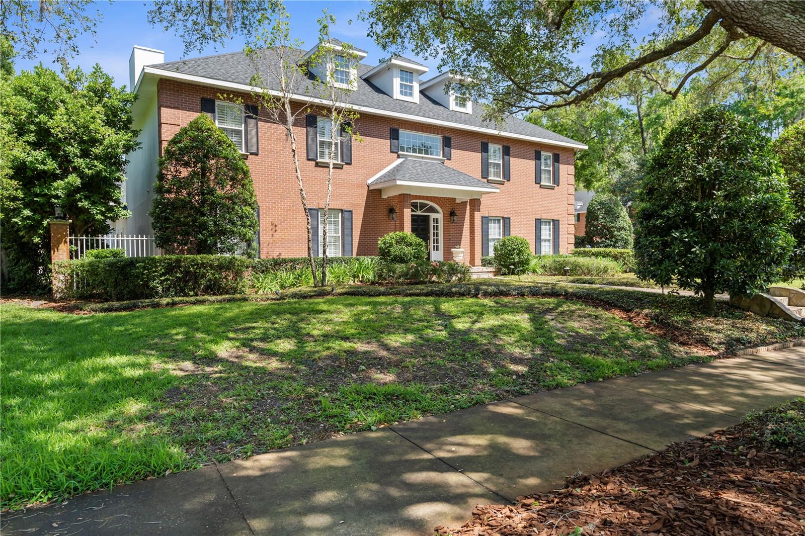 5411 Lazy Oaks Ln