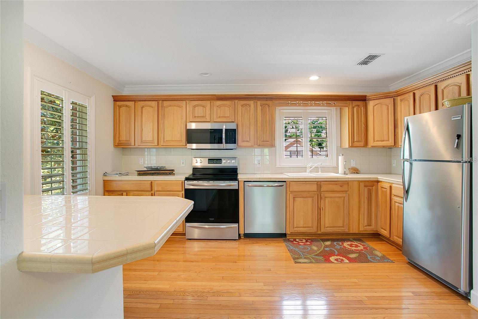 5411 Lazy Oaks Ln