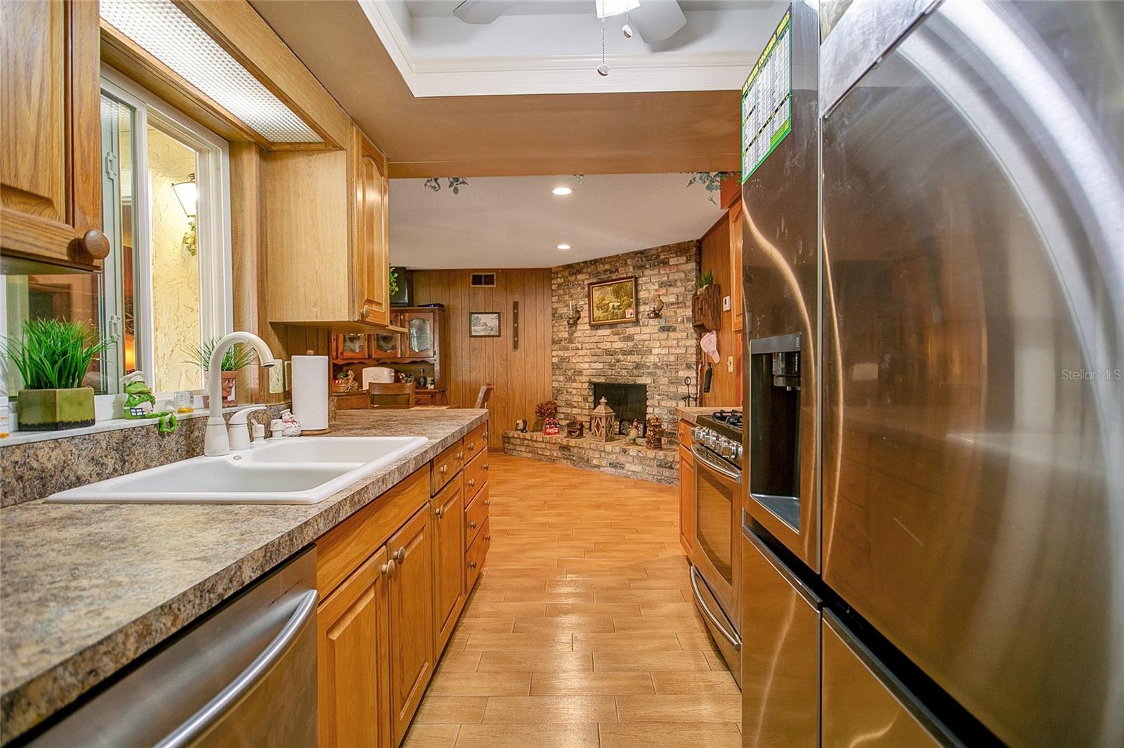 103 Des Pinar Ln