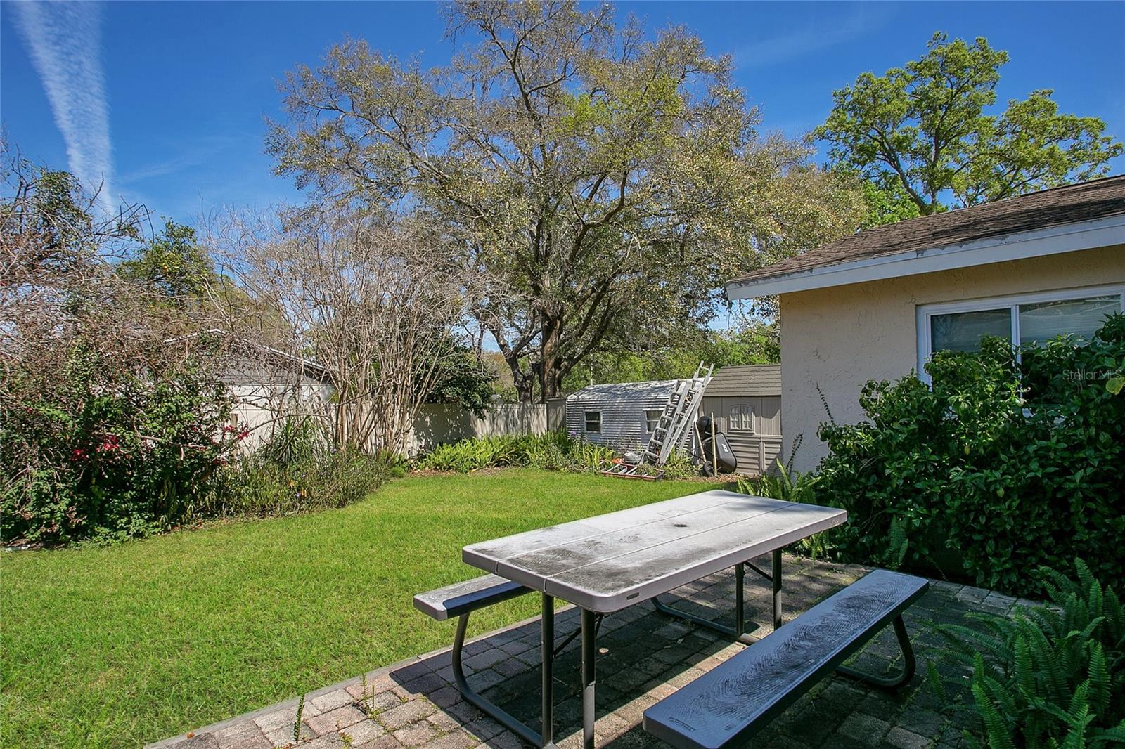 103 Des Pinar Ln