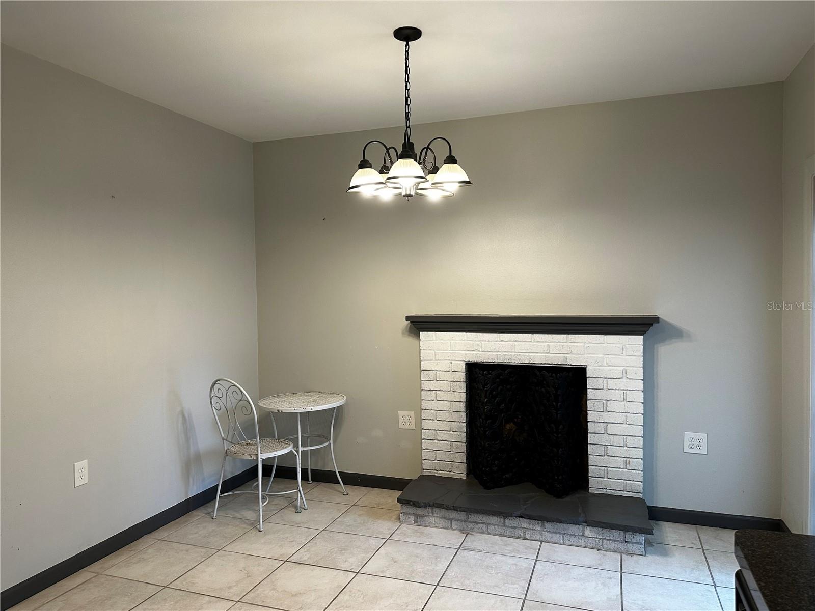 622 S Summerlin Ave