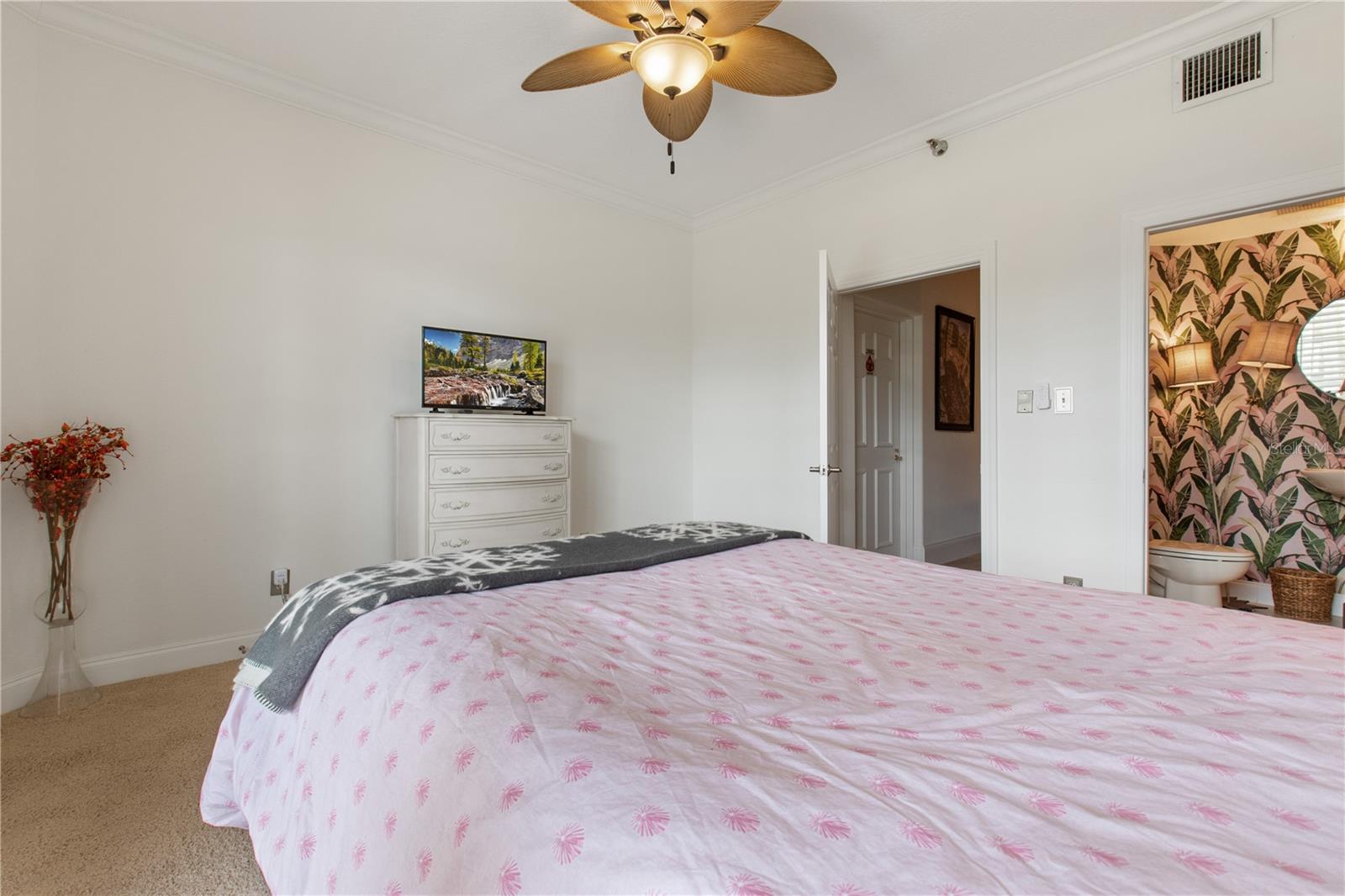 1110 SW Ivanhoe Blvd #3