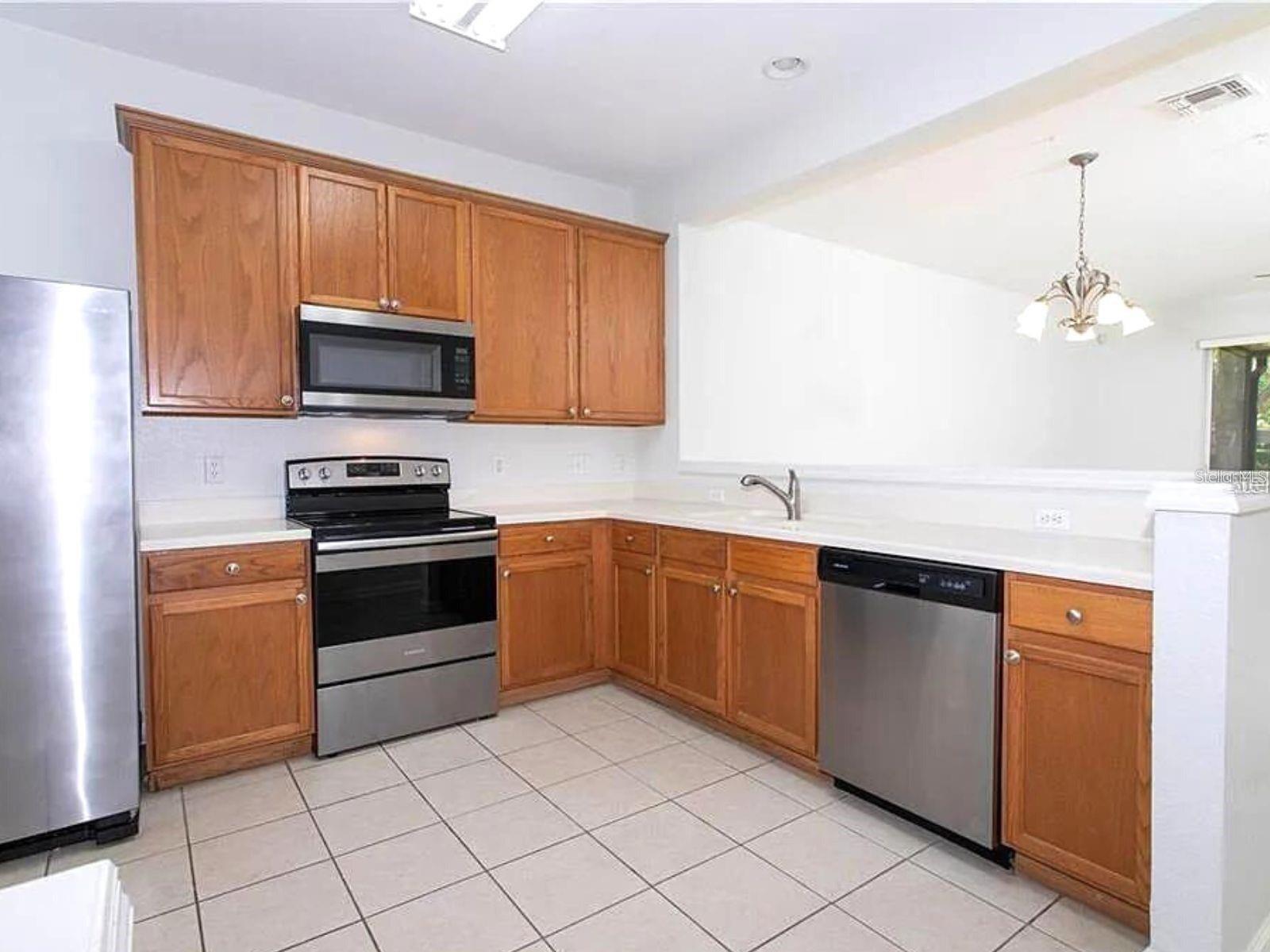 6491 Daysbrook Dr #102