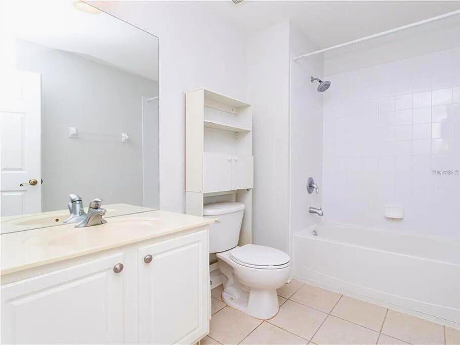 6491 Daysbrook Dr #102