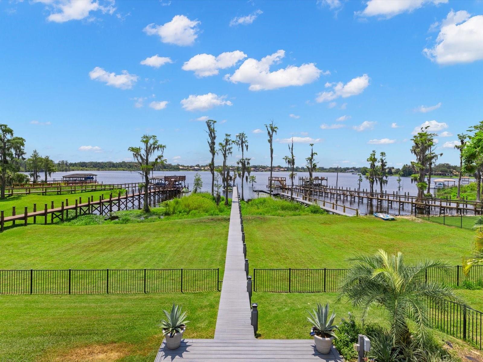 1941 Lake Roberts Landing Dr