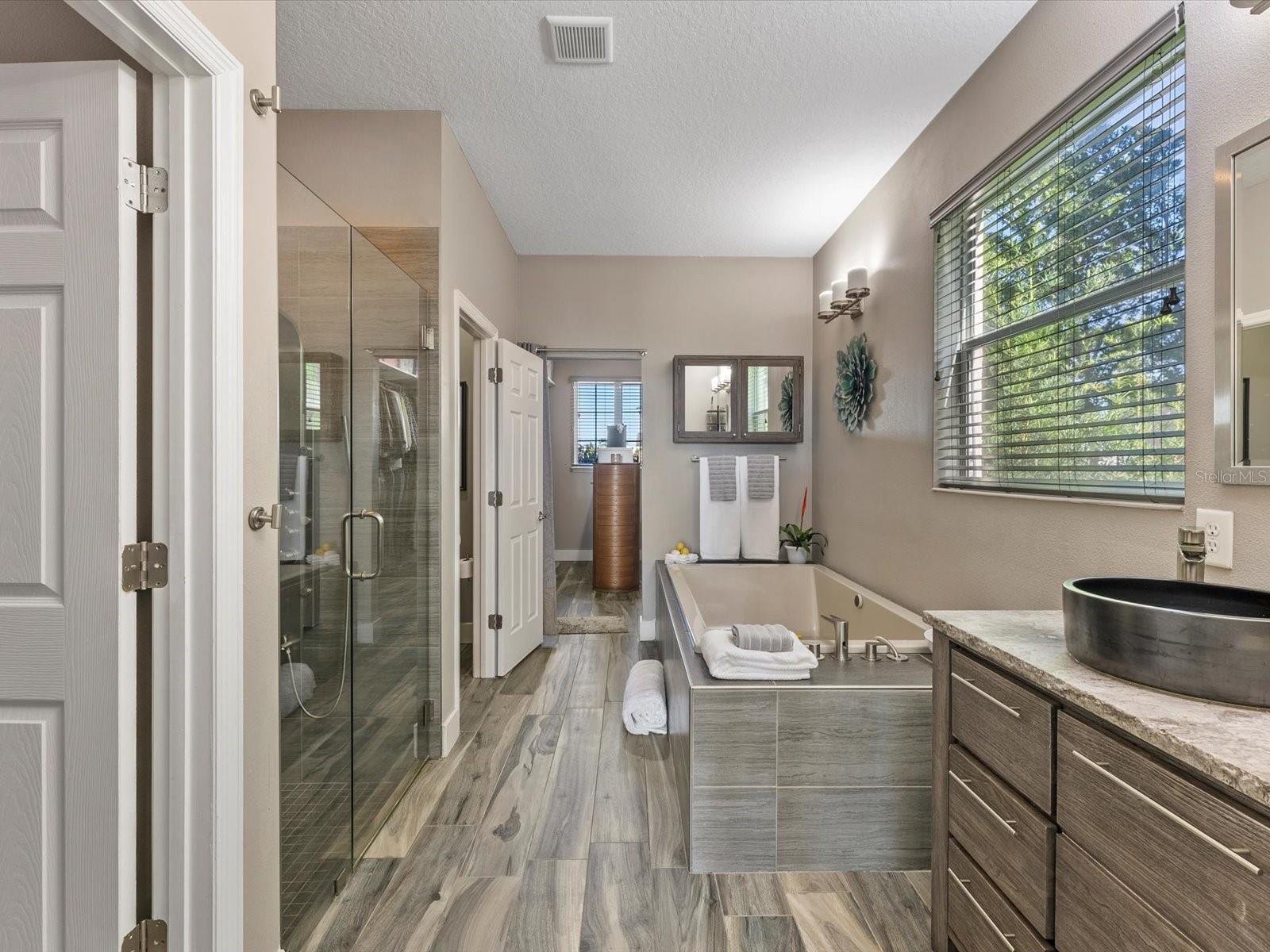 1941 Lake Roberts Landing Dr