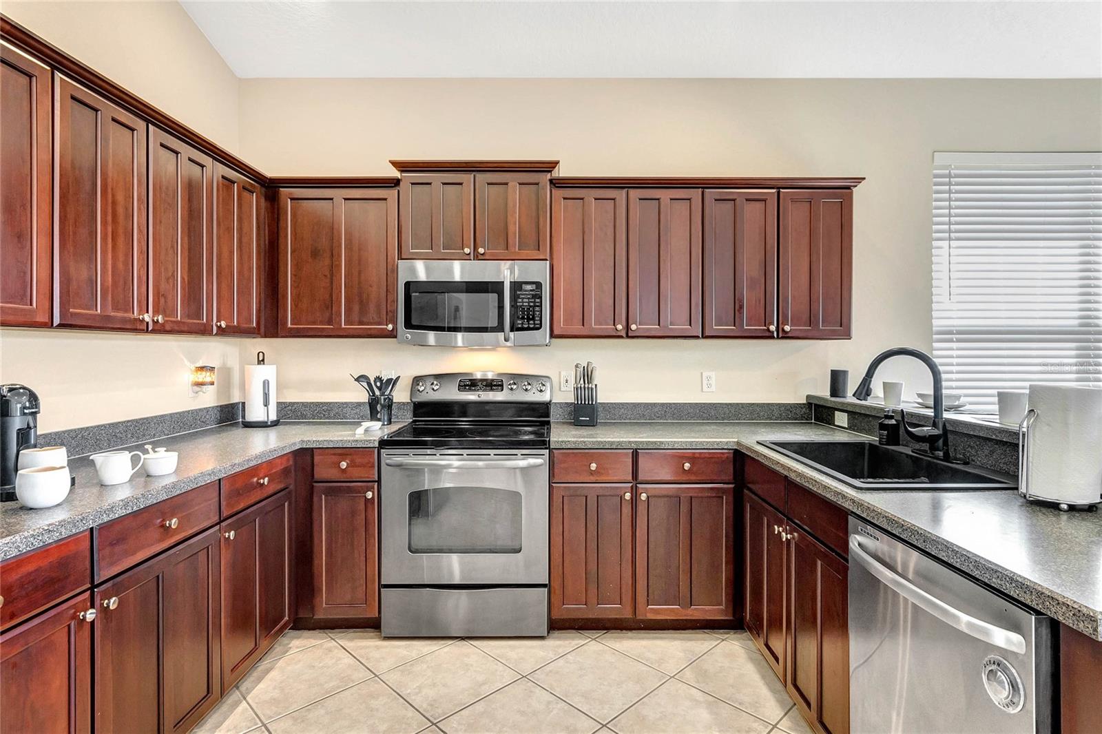 2331 Cypress Trace Cir