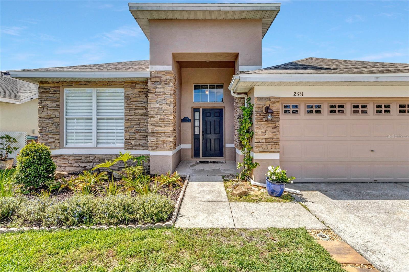 2331 Cypress Trace Cir