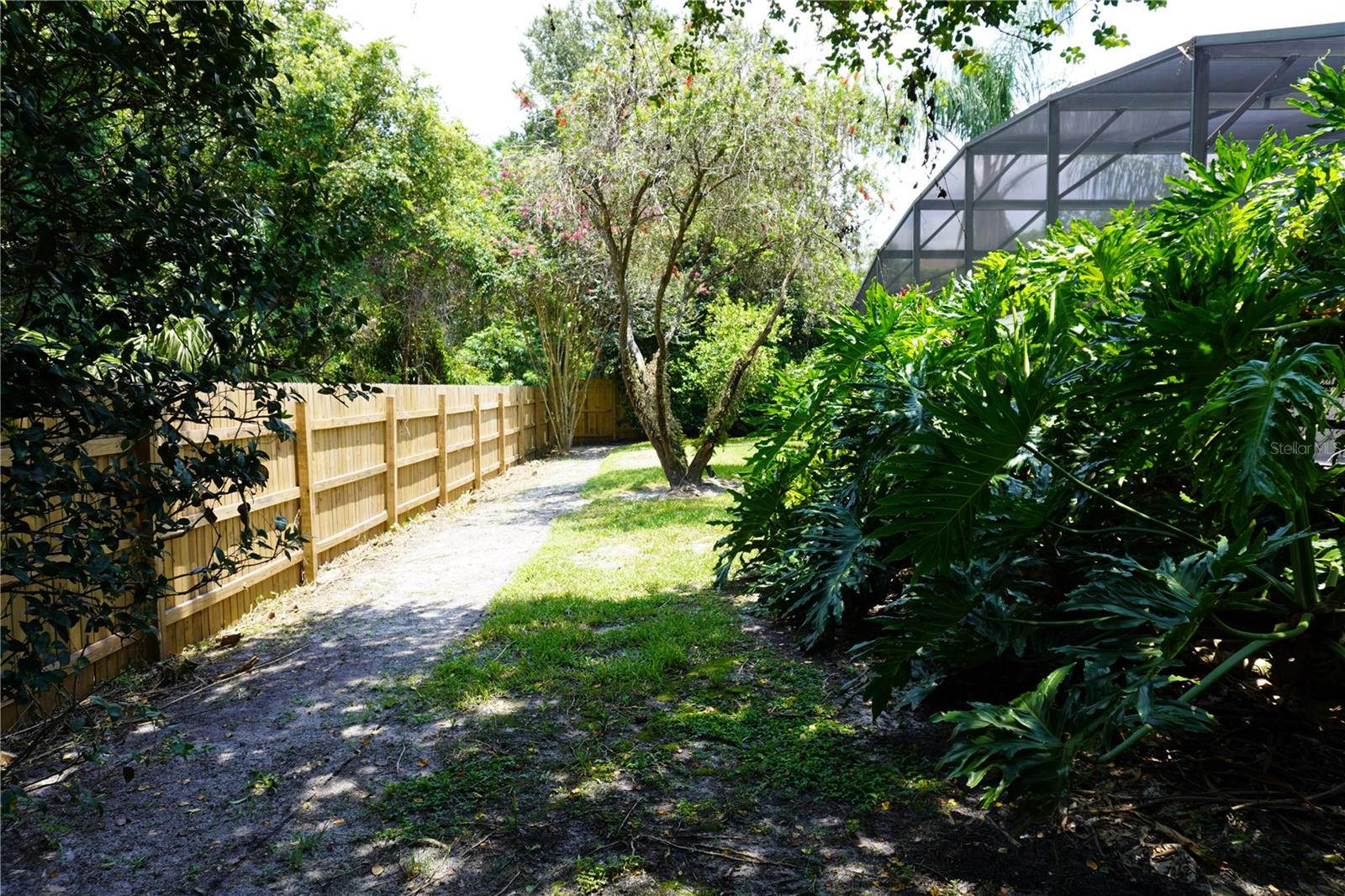 146 Seville Chase Dr