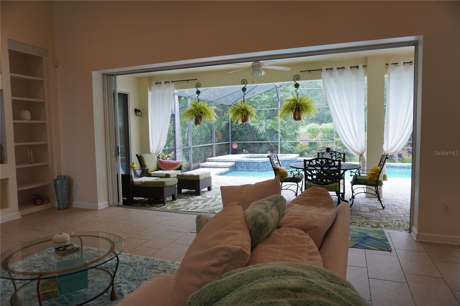 146 Seville Chase Dr