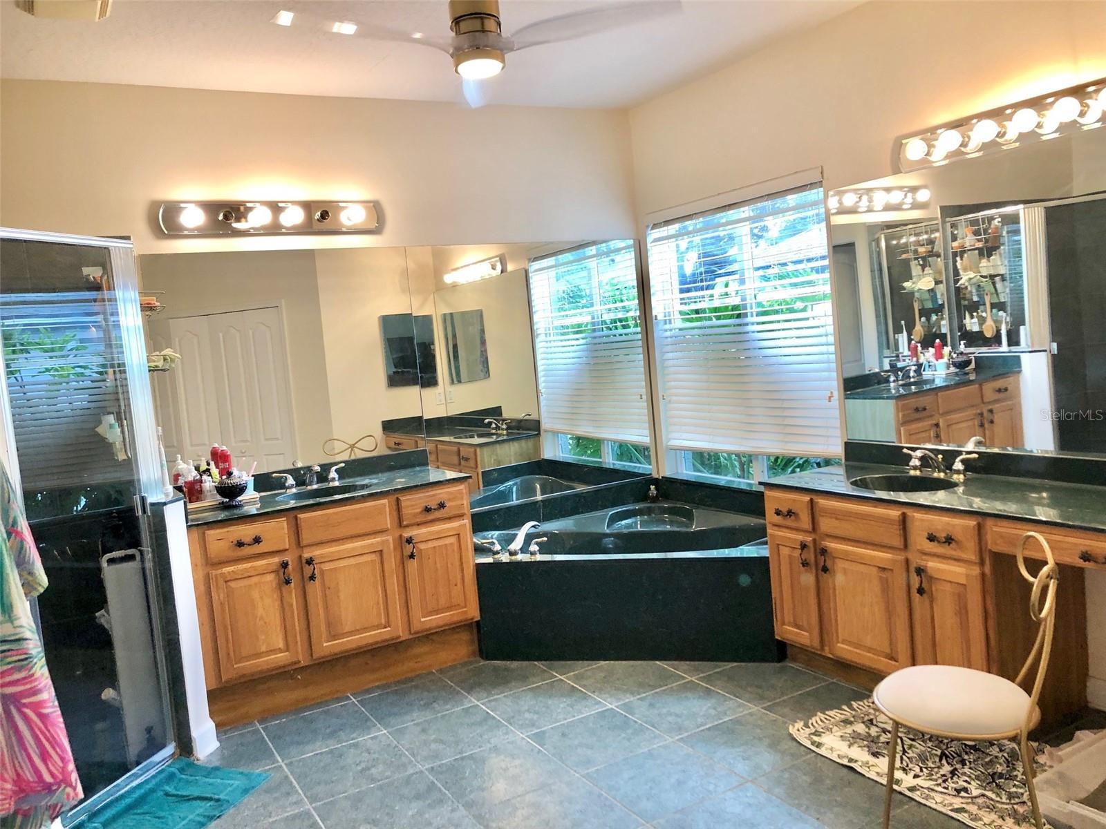 146 Seville Chase Dr