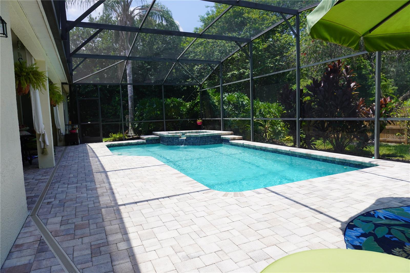 146 Seville Chase Dr