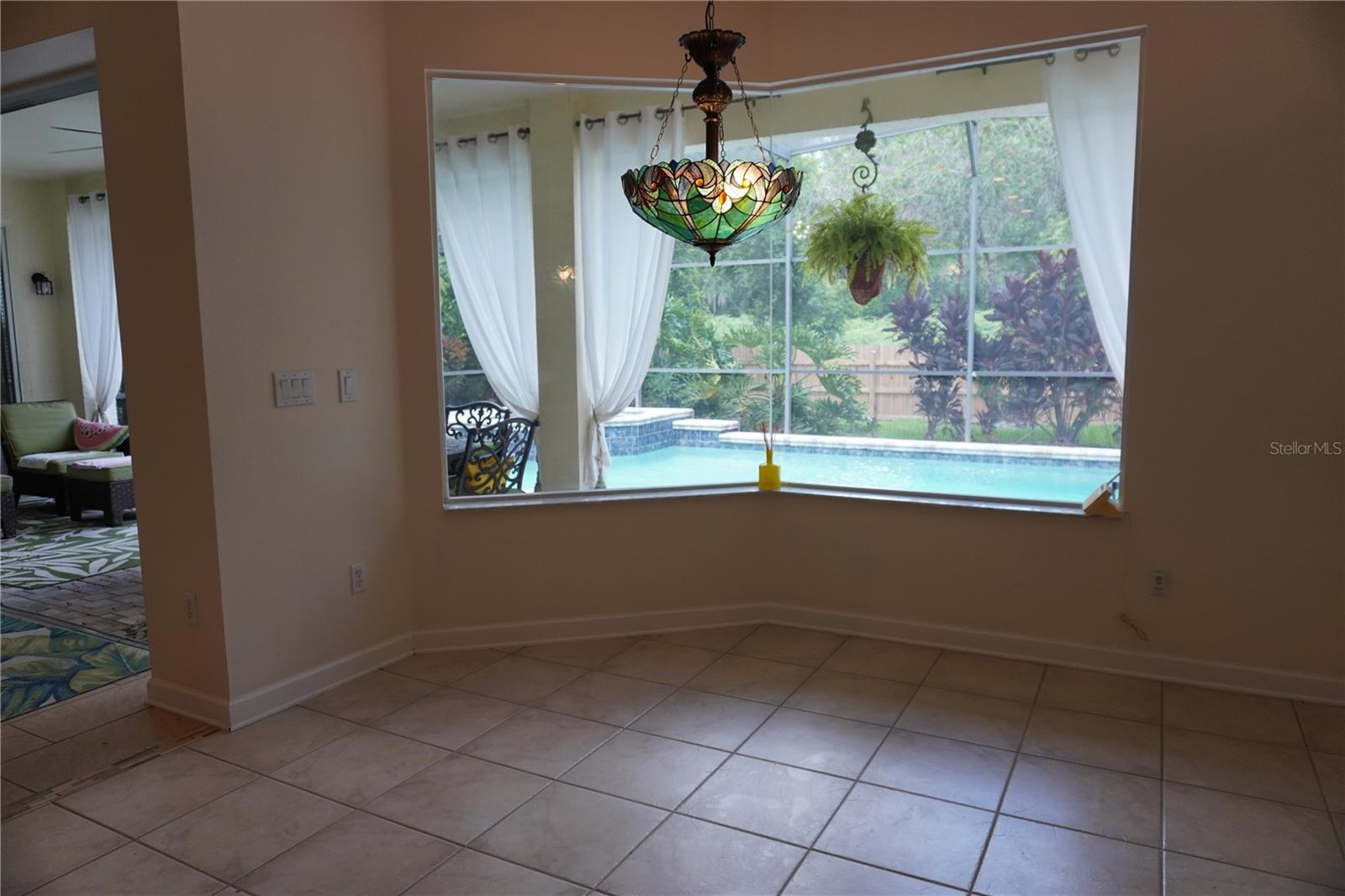 146 Seville Chase Dr