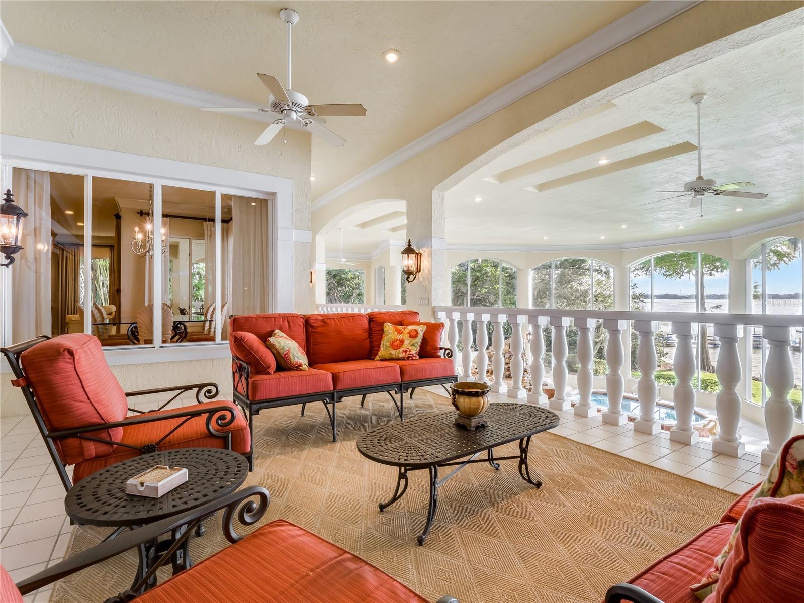 9826 Laurel Valley Dr