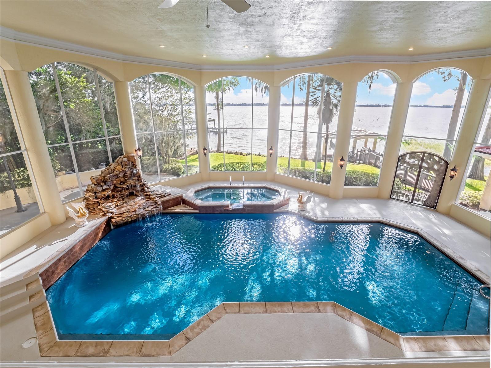 9826 Laurel Valley Dr