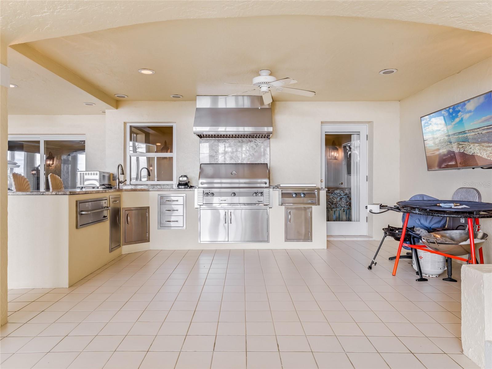 9826 Laurel Valley Dr