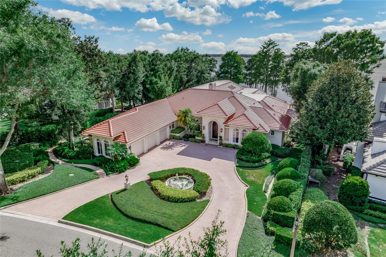 9826 Laurel Valley Dr