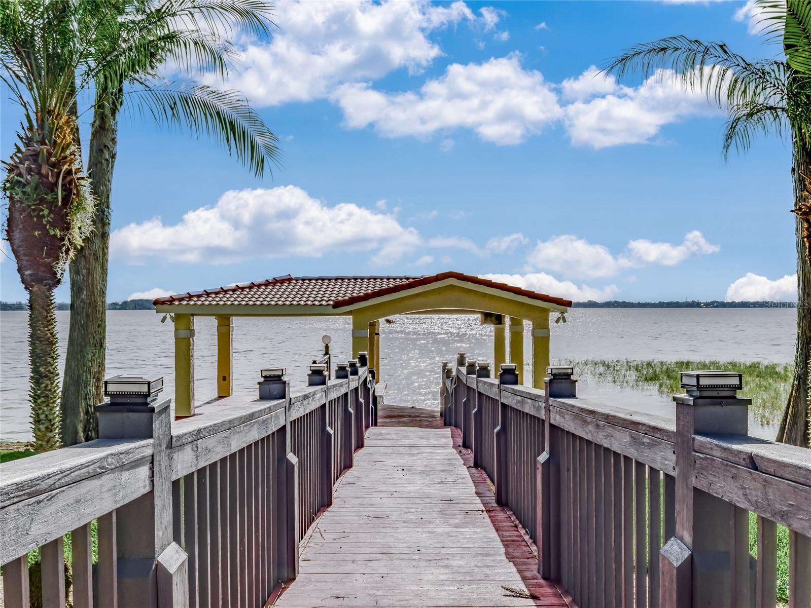 9826 Laurel Valley Dr