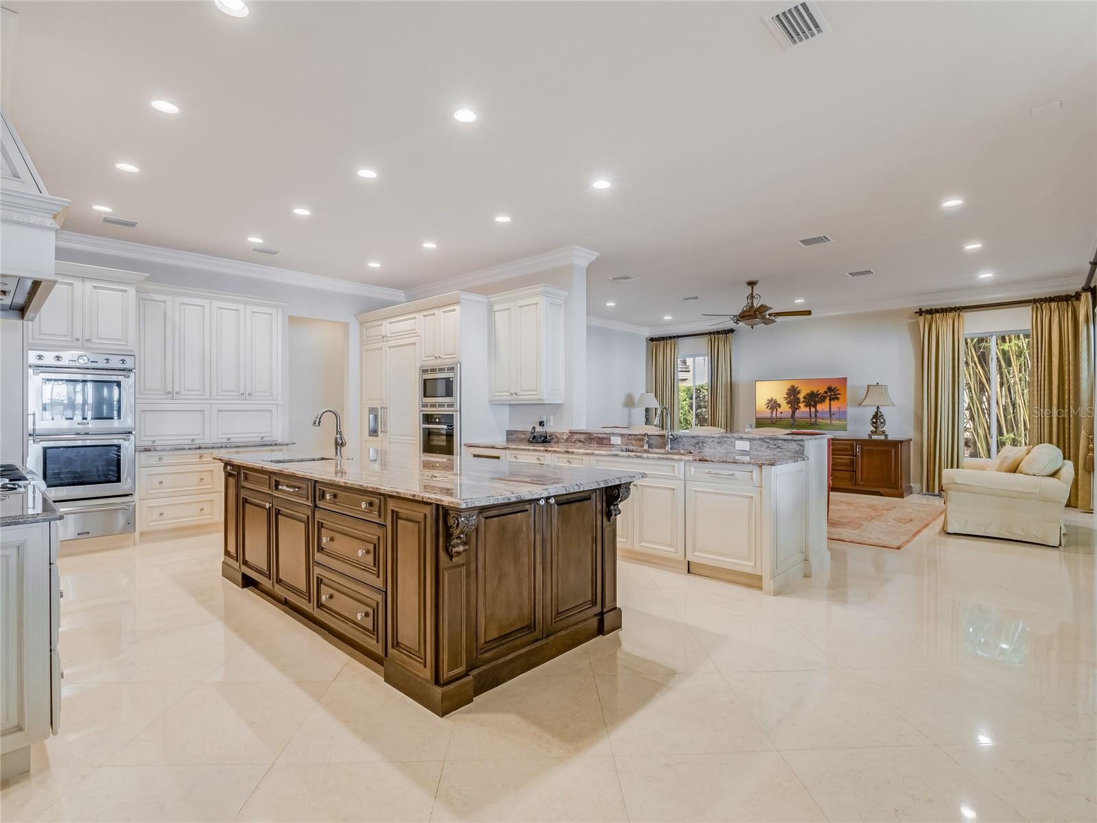 9826 Laurel Valley Dr