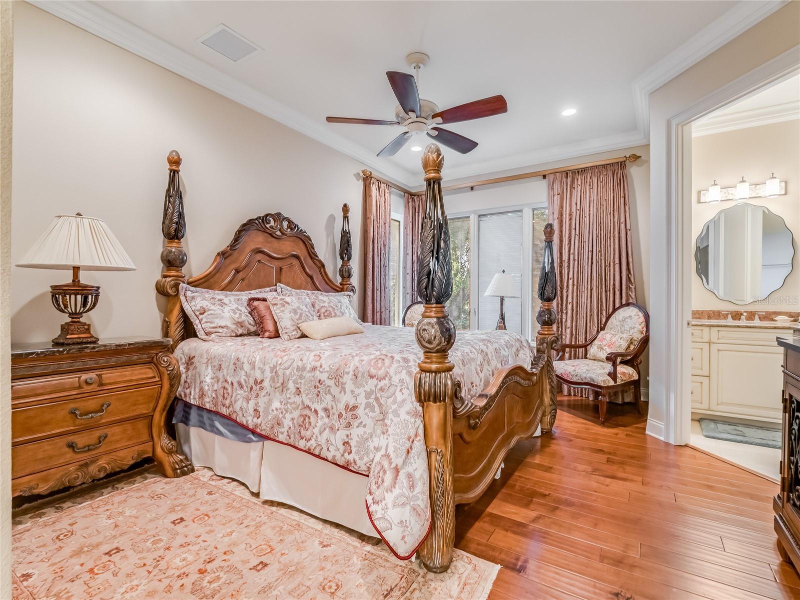 9826 Laurel Valley Dr