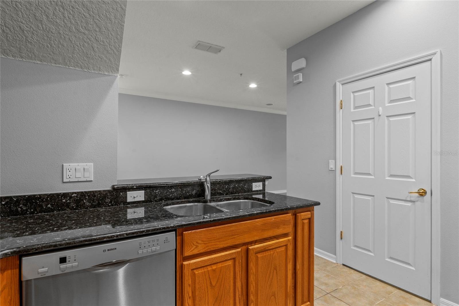 14105 Oasis Cove Blvd #305