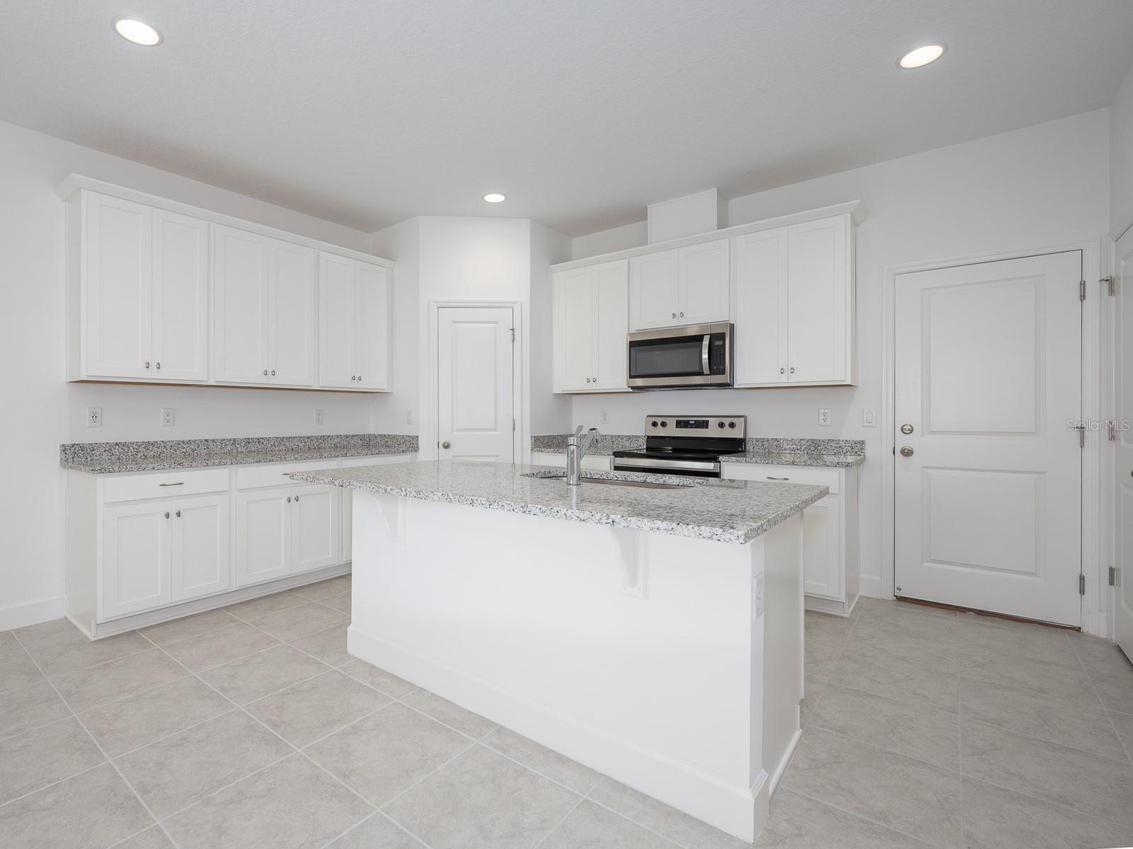 1509 Little Egret Ln
