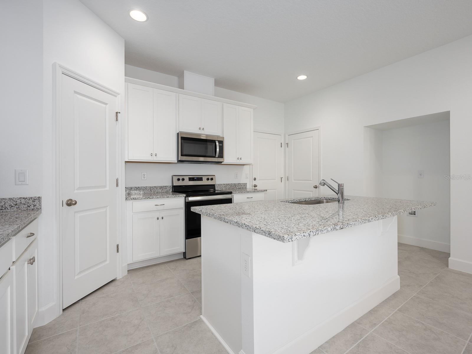 1509 Little Egret Ln