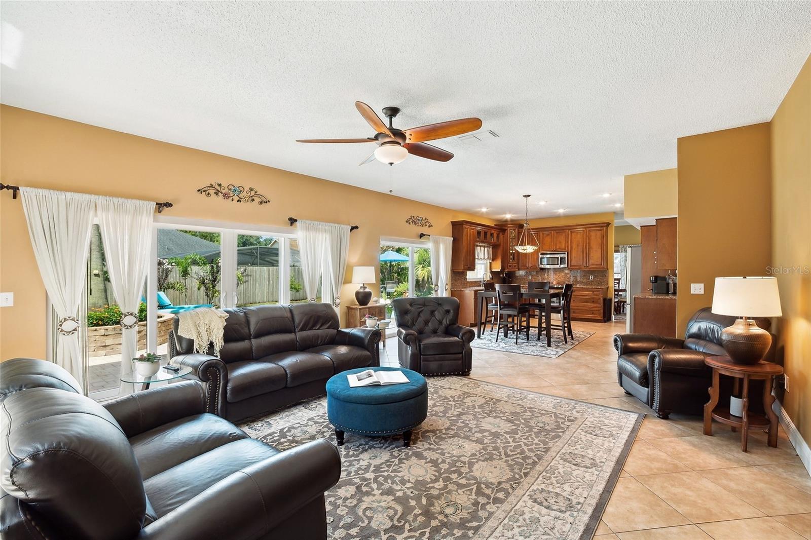 1939 S Prairie Dunes Ct