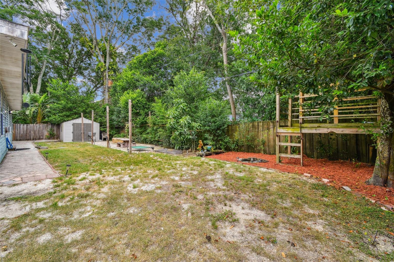 170 Lombardy Rd